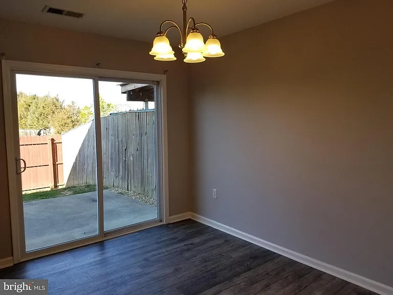 10 Sophie Ln — Photo 6