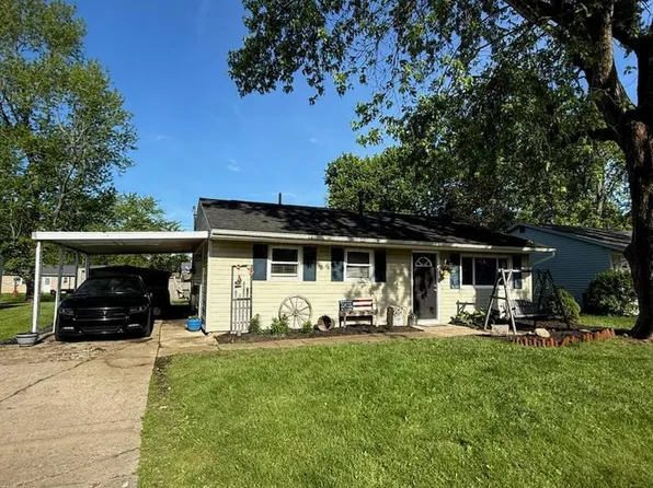 1015 Westview Dr, Hebron, OH 43025