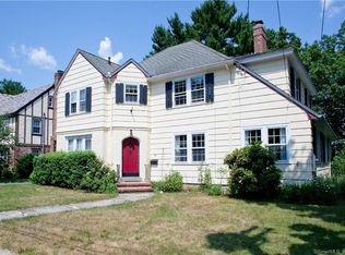 94 Van Buren Ave, West Hartford, CT 06107
