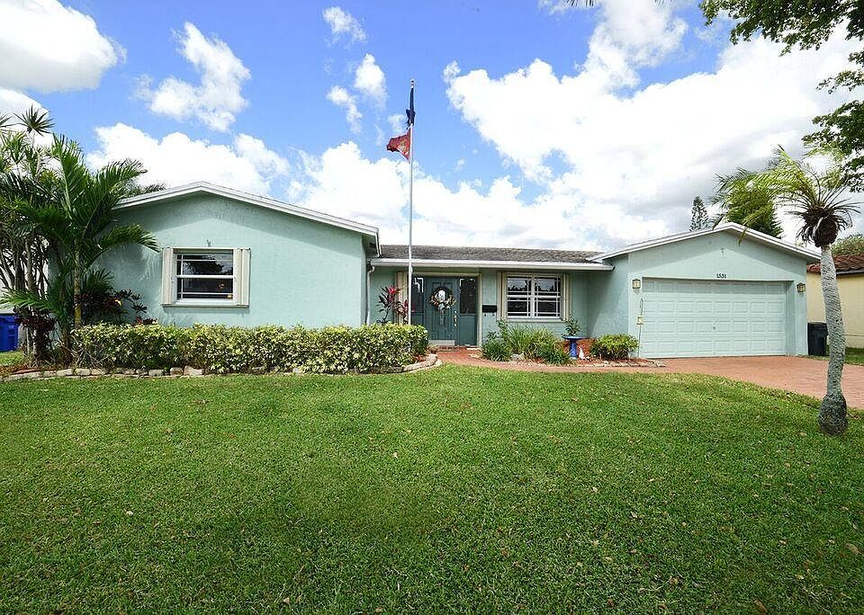 Home For Sale In Cathedral Square