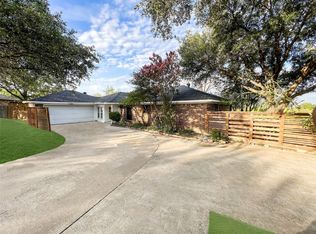 2004 Chestnut Rd, Carrollton, TX 75007