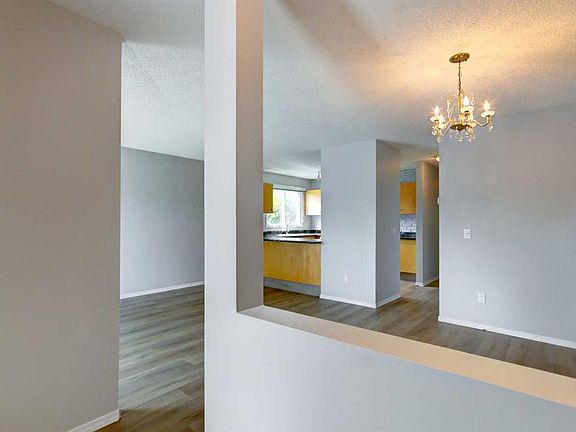 4th image of 3015 E 51st St SW #37