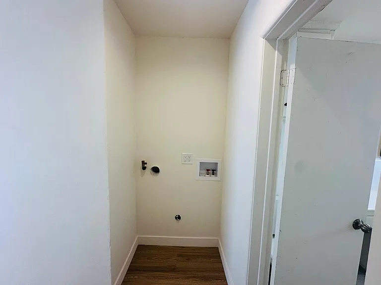 4018 Palmwood Dr #3 — Photo 9