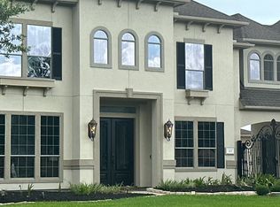 327 Northcliff Ridge Ln, Friendswood, TX 77546