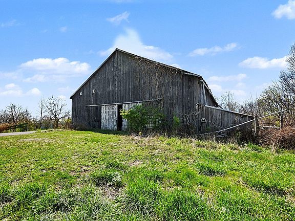 5th image of 485 Kennedy Ridge Rd