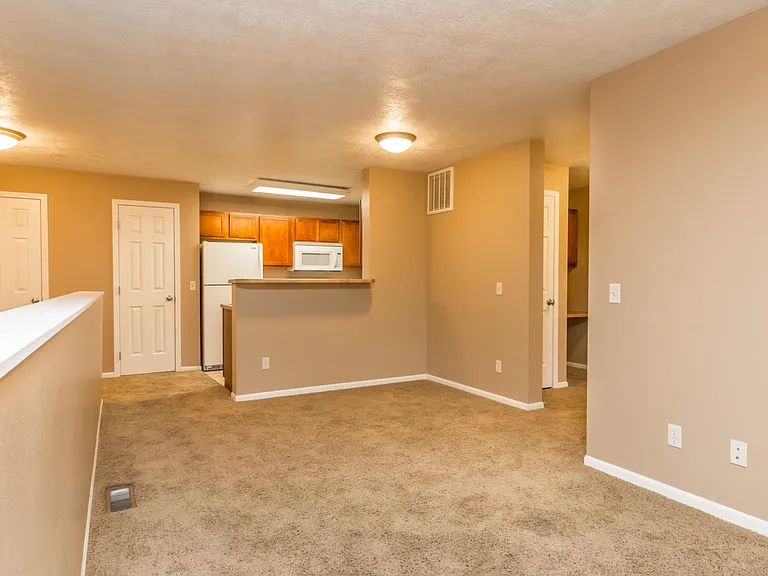Redwood Court — Photo 9
