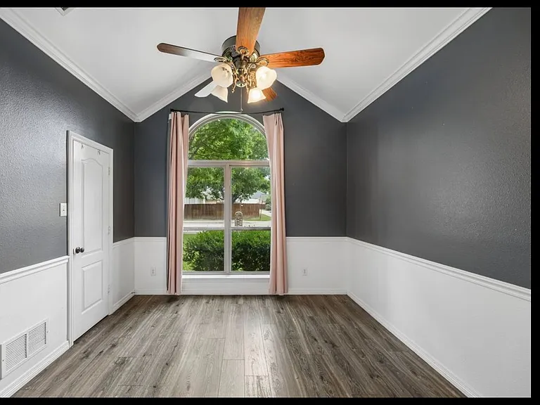 1760 Wind Hill Rd — Photo 23