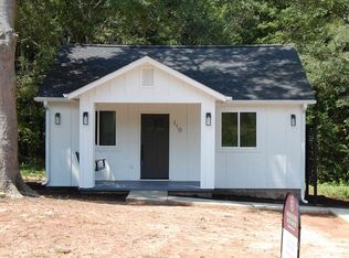 110 Delaware St, Chesnee, SC 29323