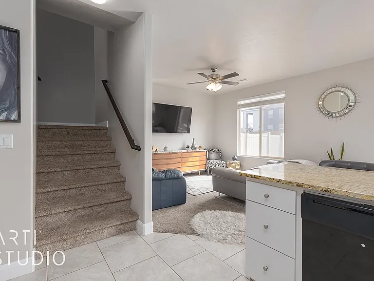 150 N 1100 E #60 — Photo 9