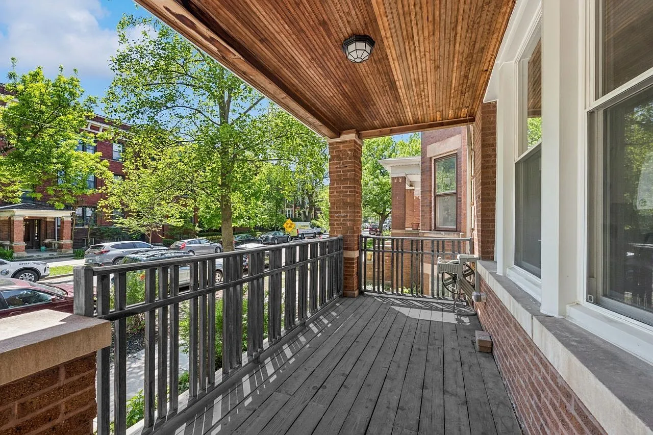 5 bed, $5,200 — Photo 2