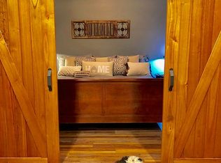 206 Sunset Rd, Avon Lake, OH 44012