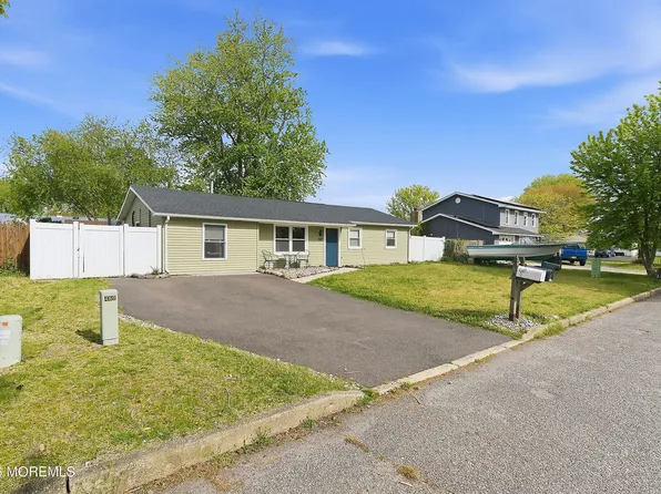307 5th Street, Waretown, NJ 08758