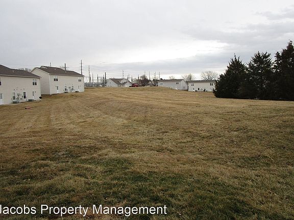 3rd image of 3506 La Mesa Dr