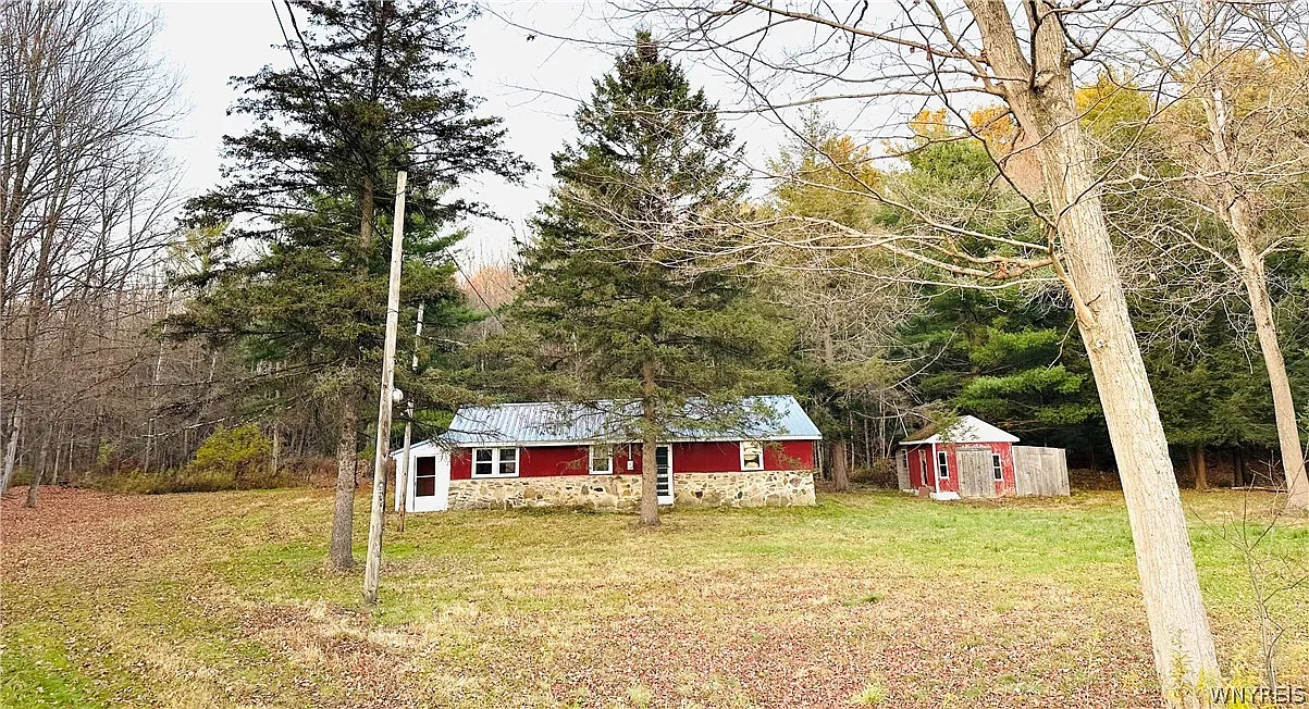 4310 County Road 15a photo 1