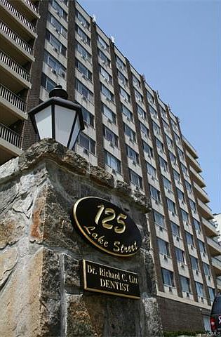 1st image of 125 Lake St #11L