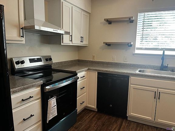 5th image of 140 Wylie Dr #11