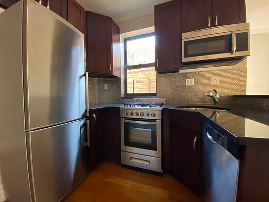 Rented by EXR | media 11