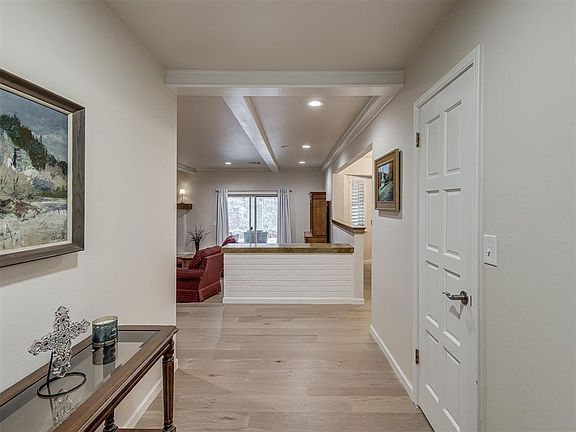 4th image of 1324 Tarman Cir