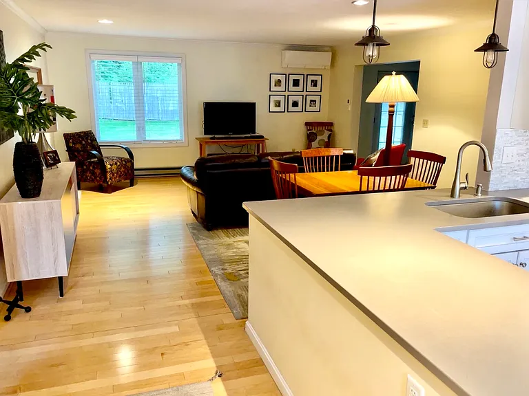 5 Willowood Ln — Photo 2