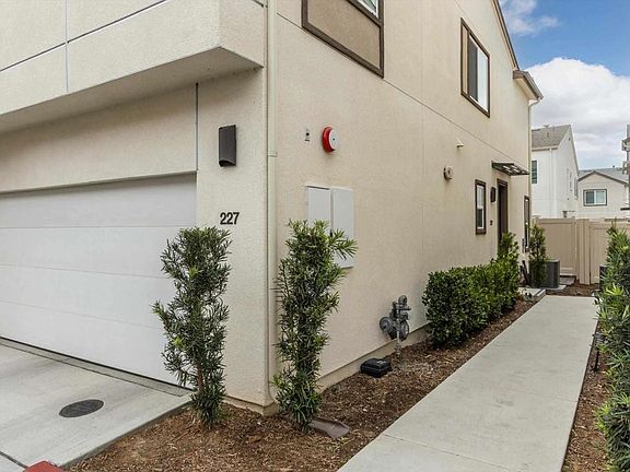 4th image of 227 Canopy Trails Pl