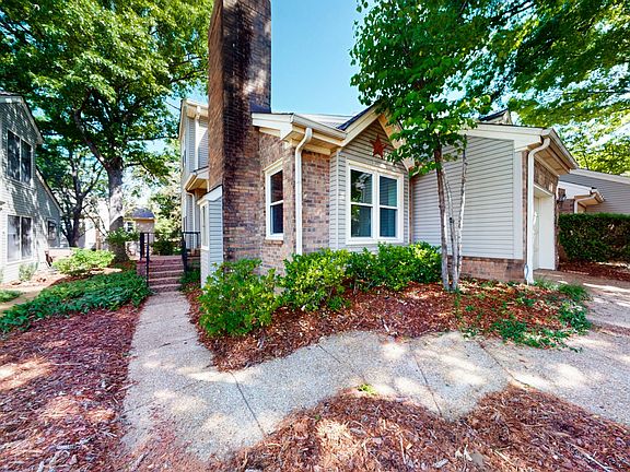 3rd image of 521 Belair Way