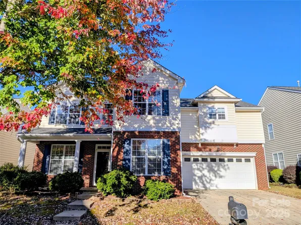 13801 Holly Stream Dr, Huntersville, NC 28078