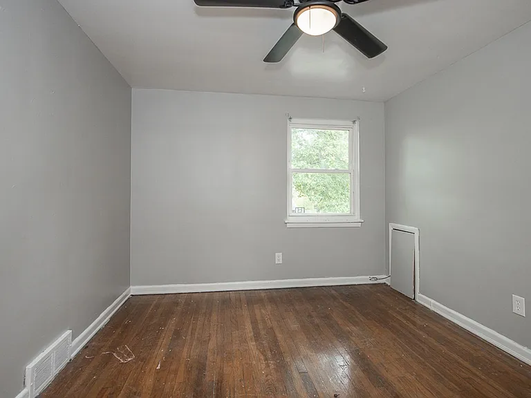 14625 Milverton Rd — Photo 15