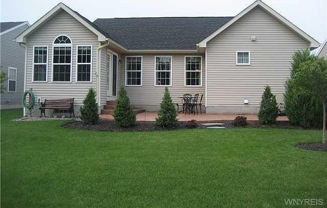 2nd image of 7044 Lakeside Dr
