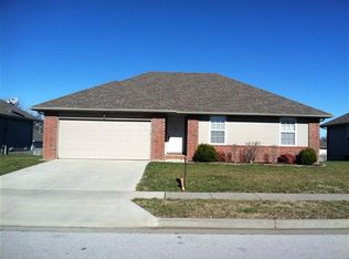 4445 W La Casa St, Springfield, MO 65802