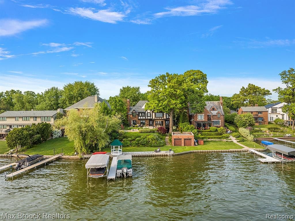 1029 James K Blvd, Pontiac, MI 48341 Zillow