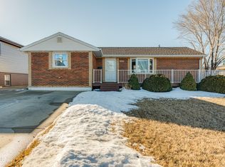 1405 Monte Dr NW, Mandan, ND 58554