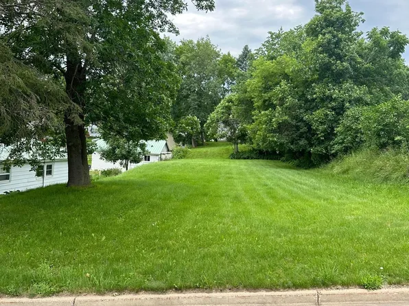 310 E Elm St, Glenwood City, WI 54013