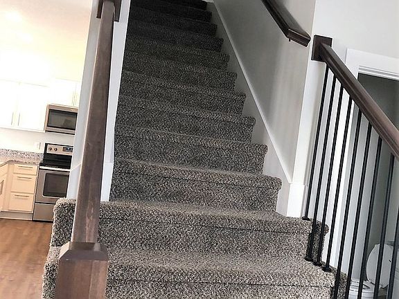 4th image of 1526 Bennetts Way NW