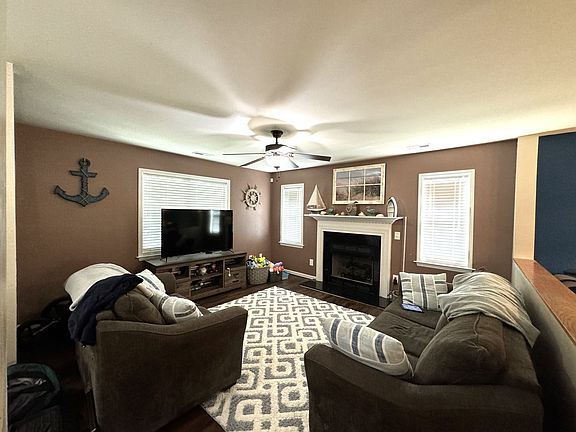 4th image of 2000 Wt Whitehead Dr