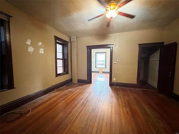 5th image of 4363 Gibson Ave
