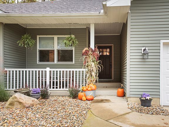 15522 13 mile road-103