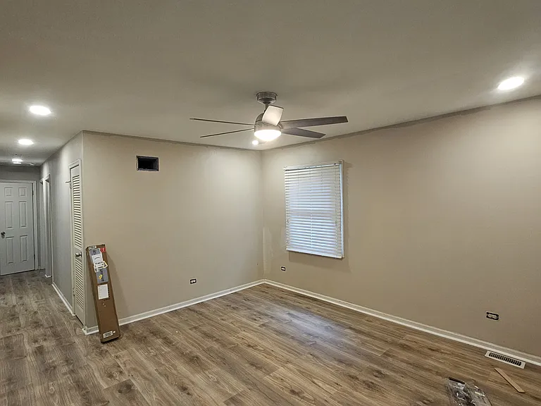 16753 Hilltop Ave — Photo 4