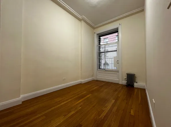 240 West 104th Street image 6 of 9