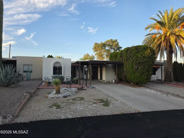 1304 S Desert Meadows Cir, Green Valley, AZ 85614