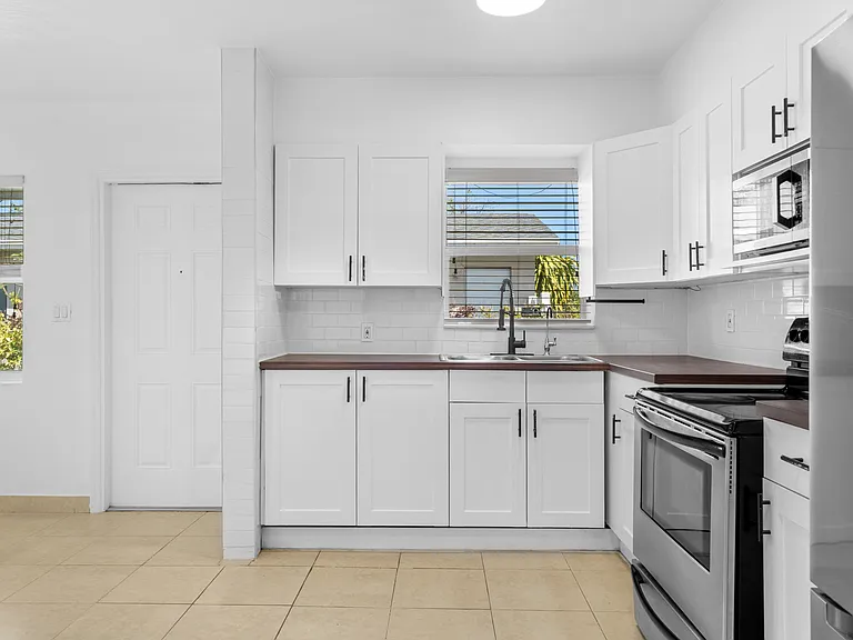2235 Coolidge St #1 — Photo 14