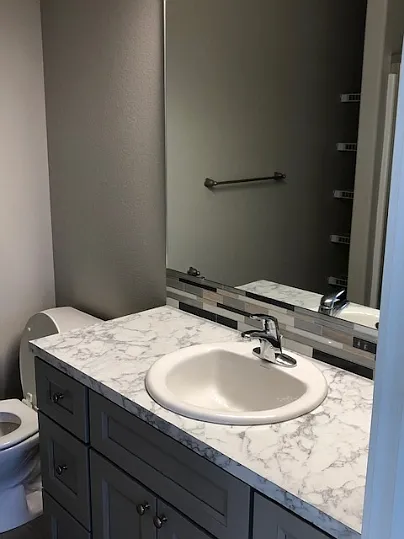 429 SE Palomino Ct — Photo 8