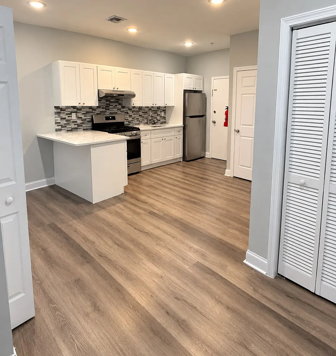 1 bed, $1,718 — Photo 1