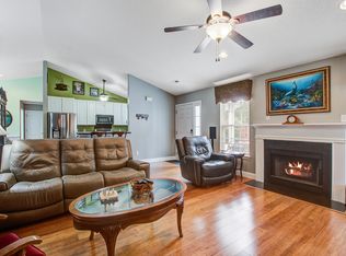 102 Wyndham Dr, Summerville, SC 29485
