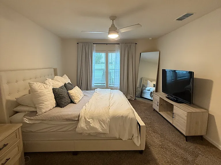 667 Grand Reserve Dr — Photo 16