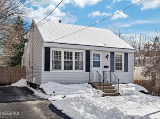 2 Warmington St, Albany, NY 12205