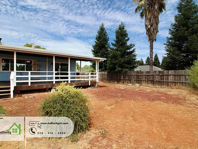 8615 Patricia Dr — Photo 23