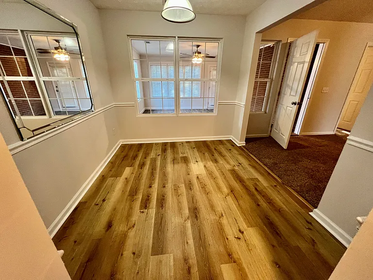 707 Porter Ln — Photo 11