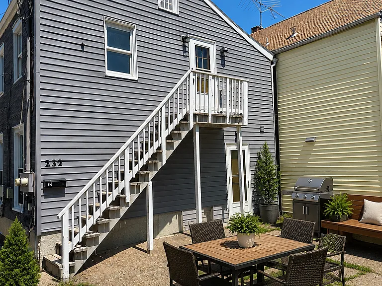 232 Wilson St #2 — Photo 15