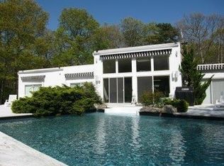 55 Box Tree Rd, Quogue, NY 11959