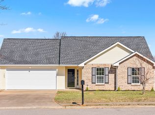1067 Meshaw Trl, Clarksville, TN 37040